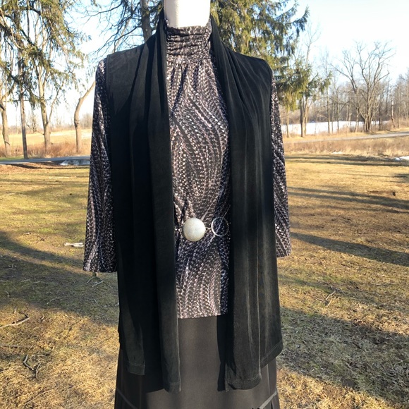 Open Front Top - Picture 6 of 8